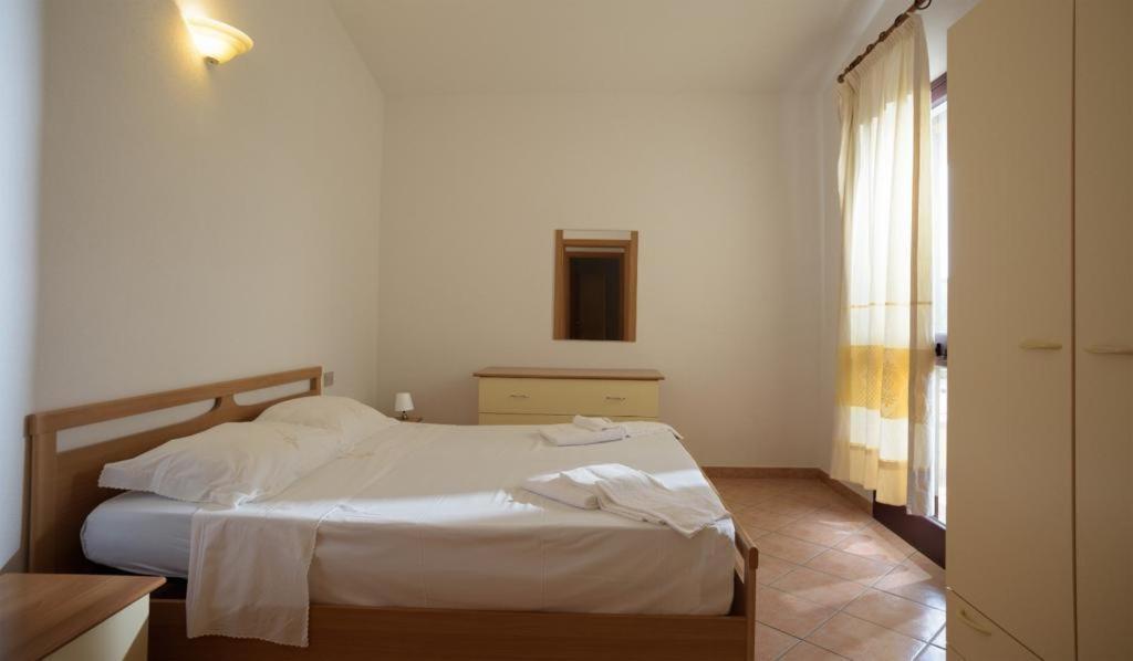 Residence Agrifoglio Monte Petrosu Ngoại thất bức ảnh